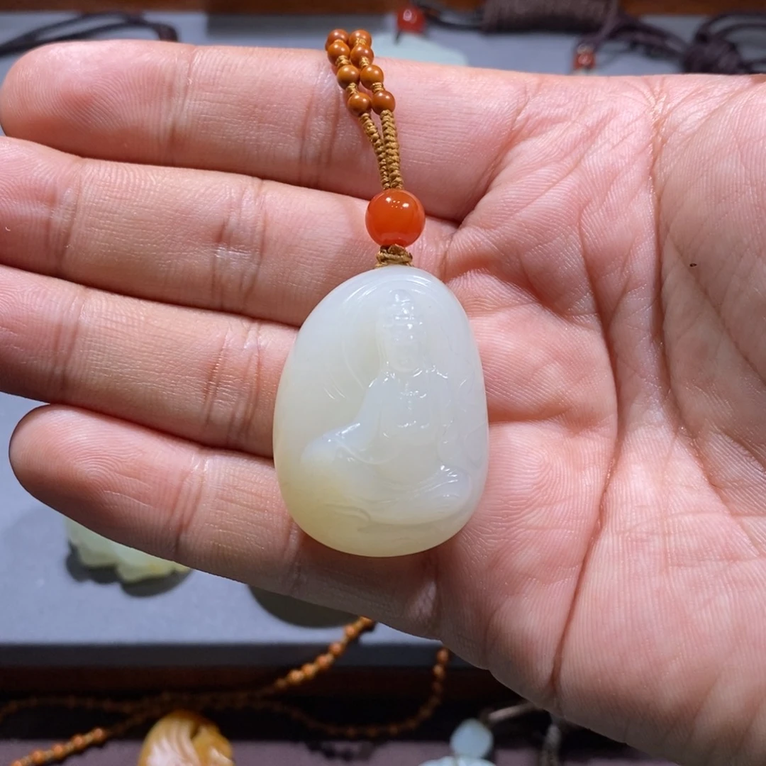 和田玉颈饰未镶嵌龙*风