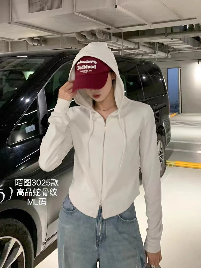 晨妹~MT设计感连帽双拉链蛇骨纹上衣3025