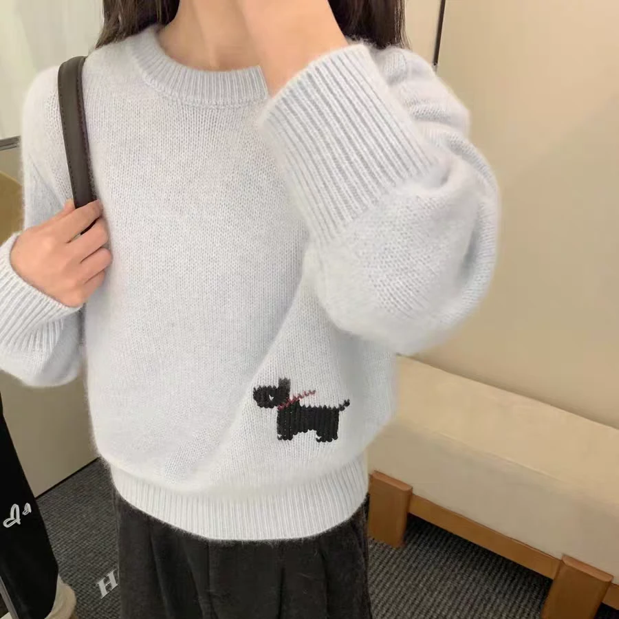 2025时尚新款圆领套头长袖针织衫女宽松提花毛衣打底衫上衣F8-22