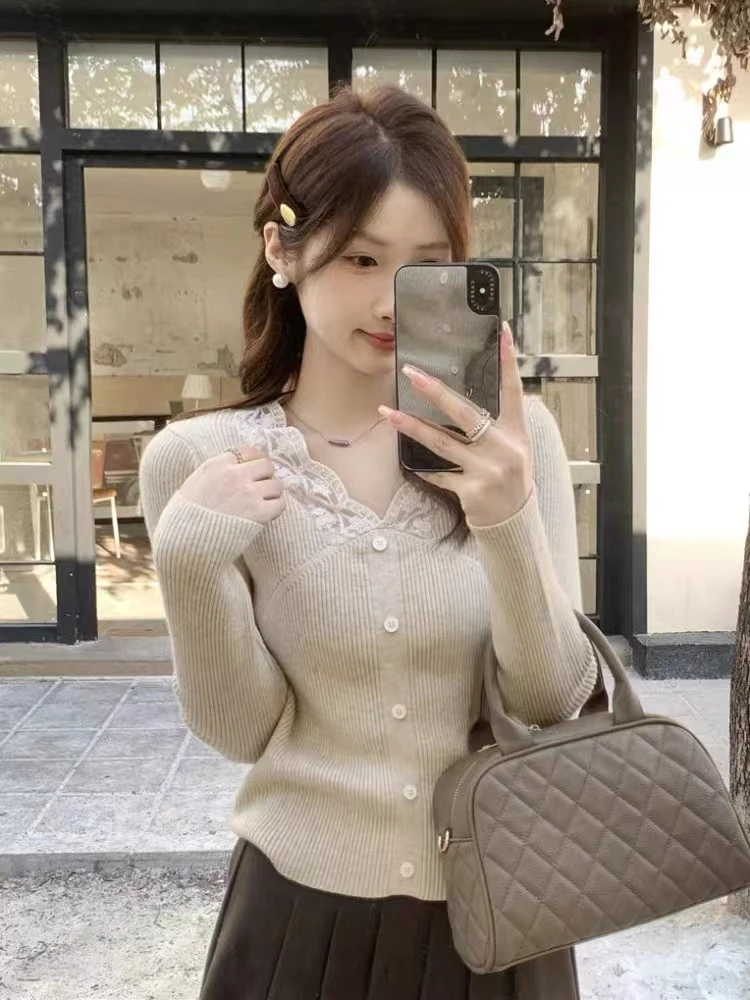 法式温柔蕾丝v领针织打底衫女2025新款修身显瘦内搭上衣优1-11