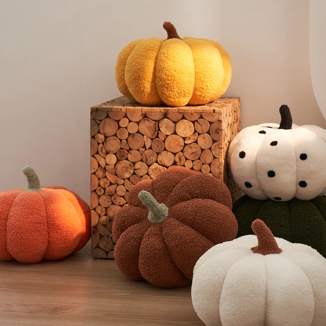 南瓜抱枕可爱少女心车载北欧毛绒沙发客厅创意沙发抱枕飘窗垫靠垫