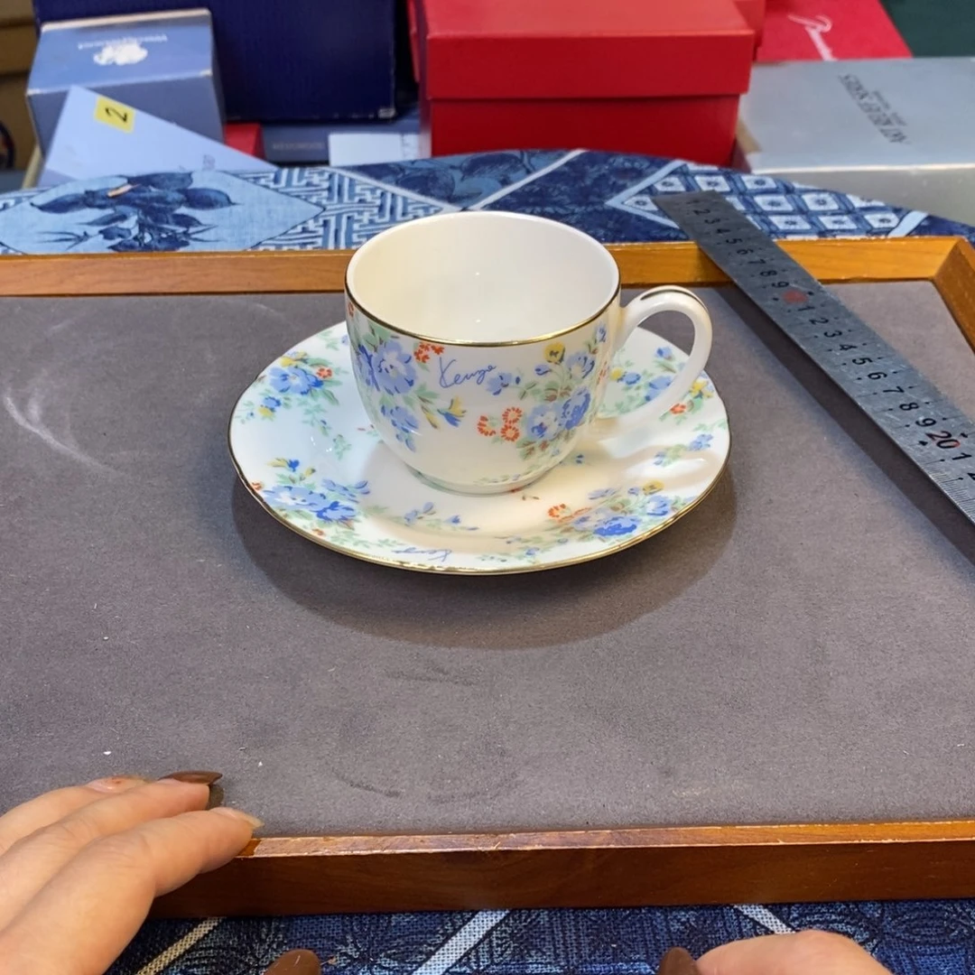 瓷器哈哈哈哈哈哈哈