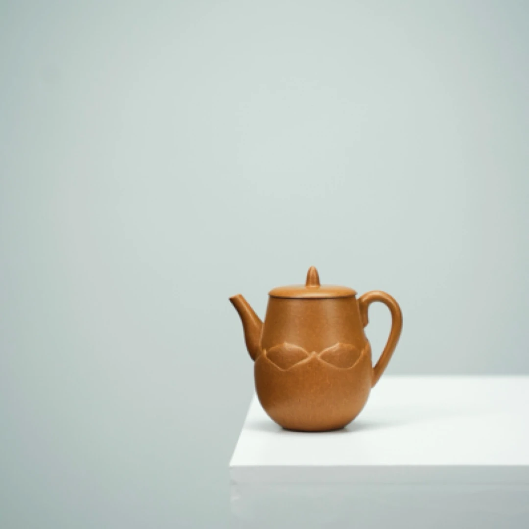 沐莲·把玩器·130cc 黄金段料 慕古润泽 型体取莲花