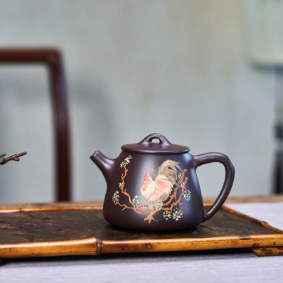 精品上新 【壶名】高石瓢 【泥料】紫泥 【容量】240ml 紫泥