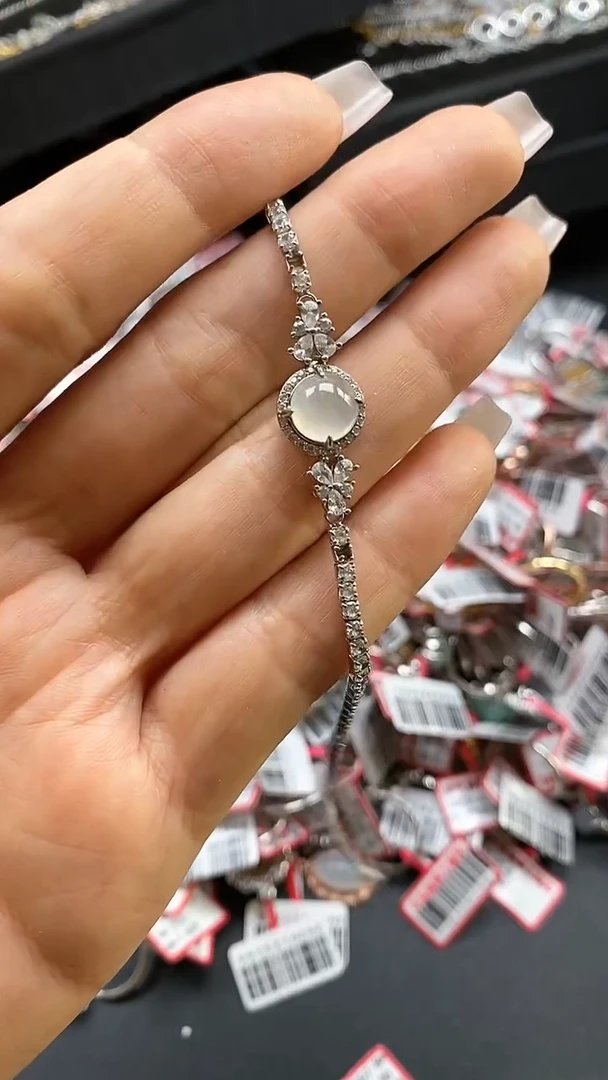 【闪购商品】翡翠手链银S925镶嵌0933959865