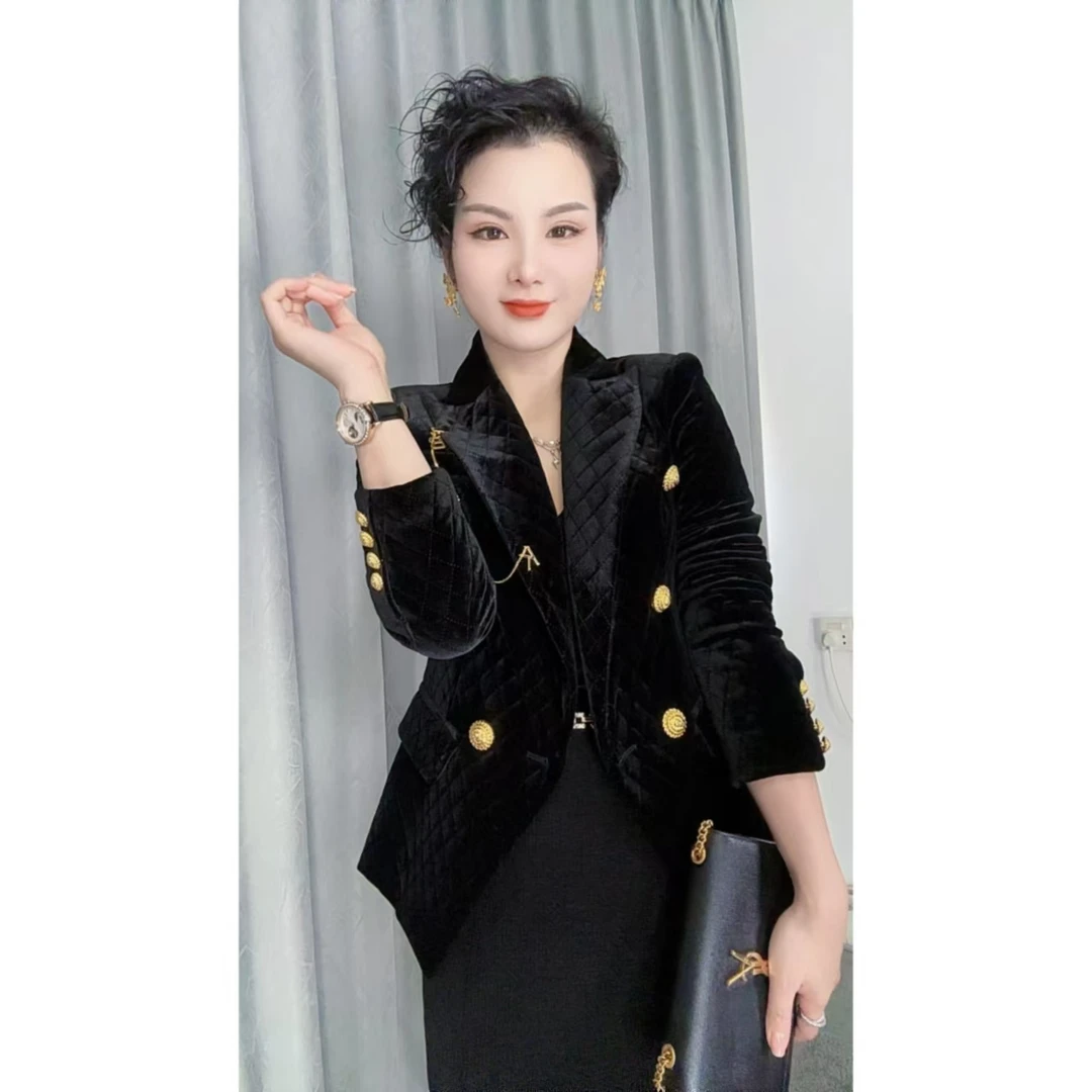 糖糖严选冬季新款菱形格丝绒黑色西服8320