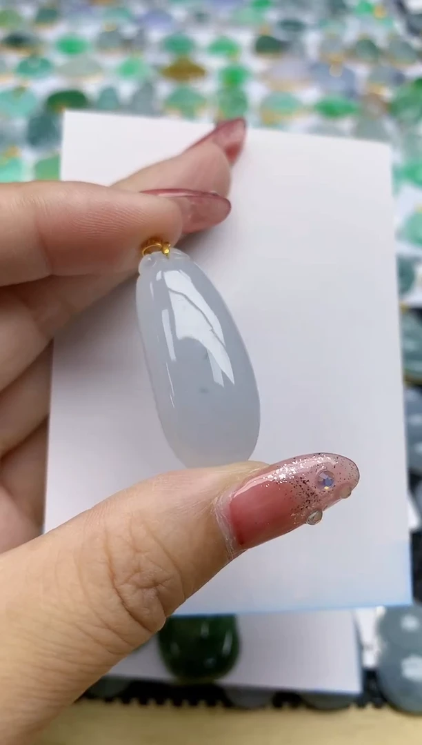 【闪购商品】翡翠挂件18K金镶嵌1天然翡翠A货