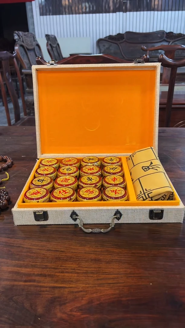 【闪购商品】金丝楠其他金丝楠象棋 多样性发其一