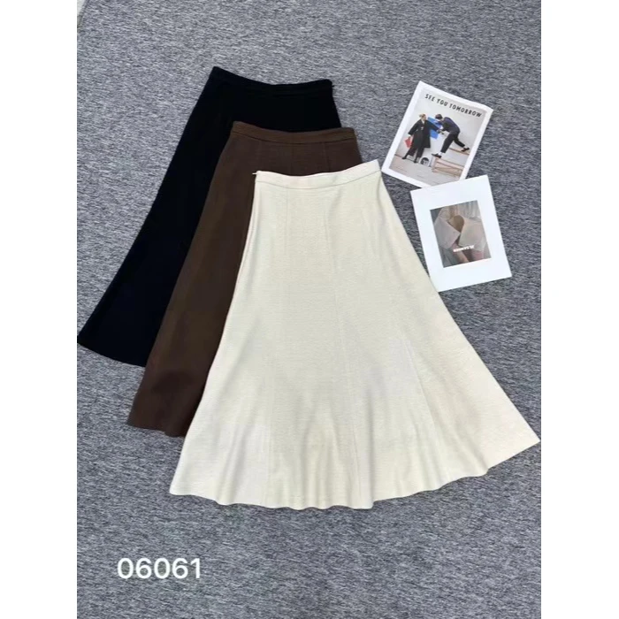 KIKI严选：06061-YER家欧洲站秋冬季新款侧拉链纯色大摆半身裙