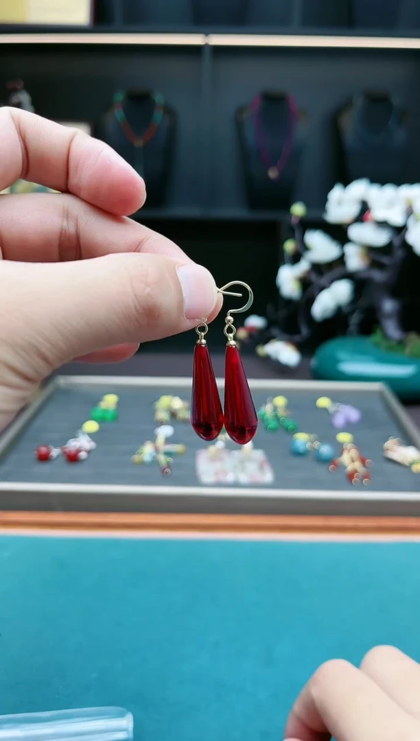 【闪购商品】琥珀耳饰14K金镶嵌2190000