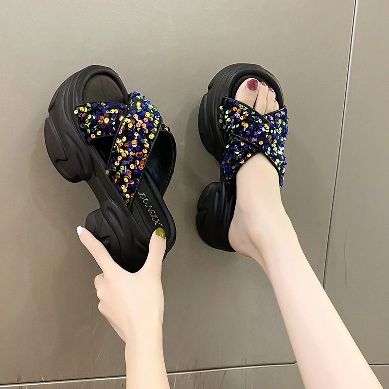 欧洲站凉拖鞋女2025夏季新款外穿高跟松糕厚底时尚网红沙滩拖鞋女