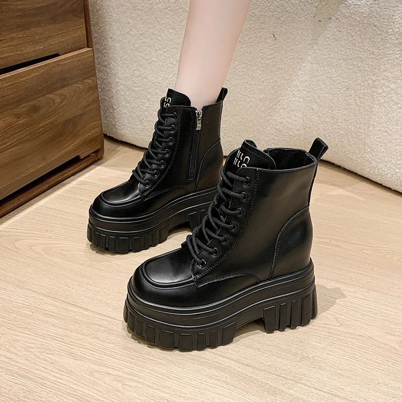 2025秋冬新款10cm内增高女鞋厚底小个子马丁靴女百搭短筒靴瘦瘦靴