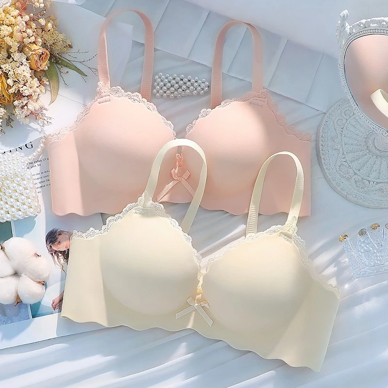 【到手两件】吊带内衣女小胸聚拢显大无钢圈一片式性感蕾丝文胸背心
