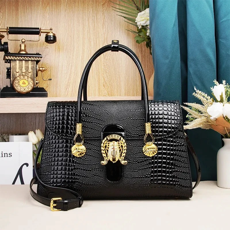 女包2024秋冬新款时尚高级感通勤大容量手提单肩斜挎包