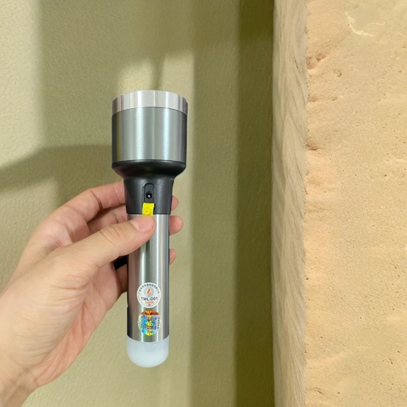 特铭量D01铝合金手电筒补光手电筒充电强光便携方便多用远射照明