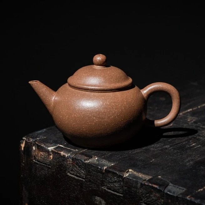 【亘古】《水平》精工半手 老黄段 约110/150CC 手工紫砂茶壶