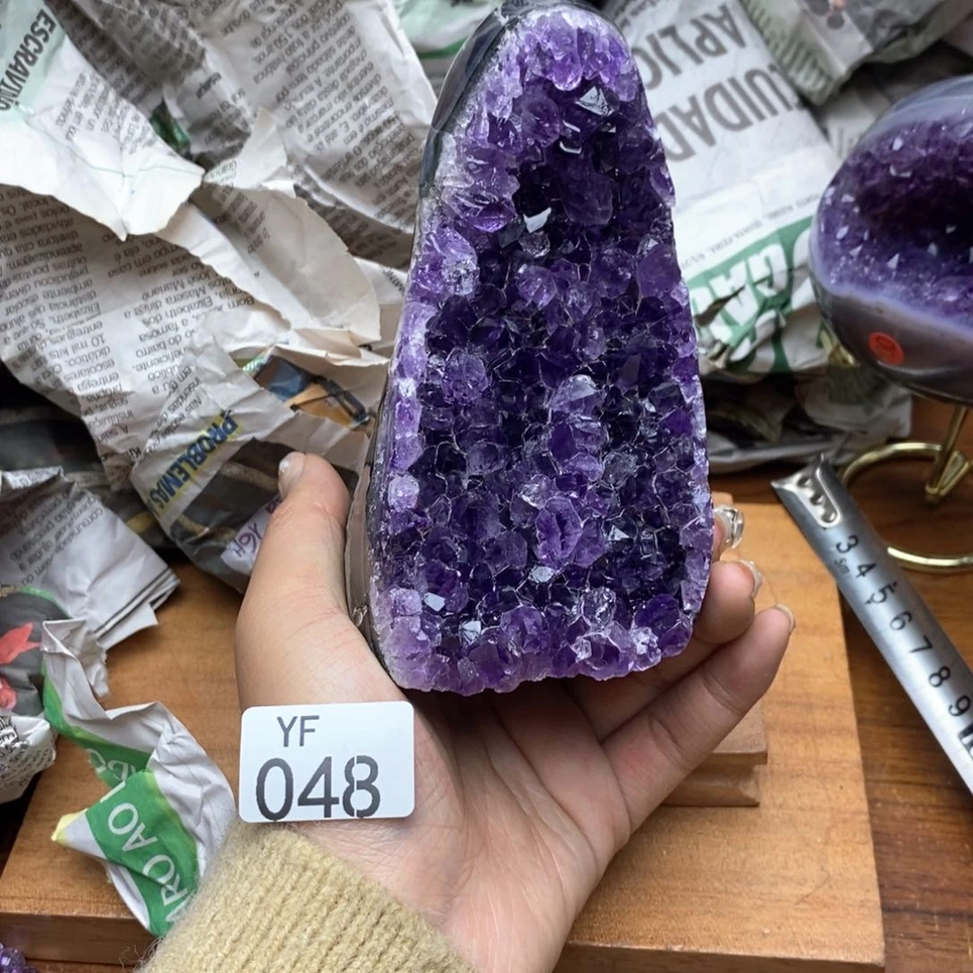 水晶大型摆件（非配饰）未镶嵌