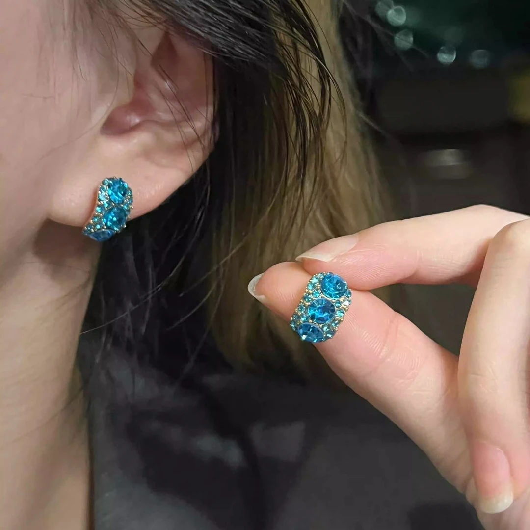 蓝闪闪耳钉女小众设计感耳环轻奢高级气质名媛风时尚日常百搭耳饰
