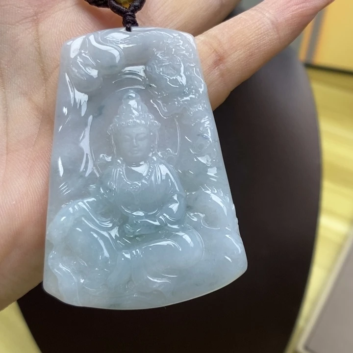 翡翠颈饰未镶嵌吊坠92