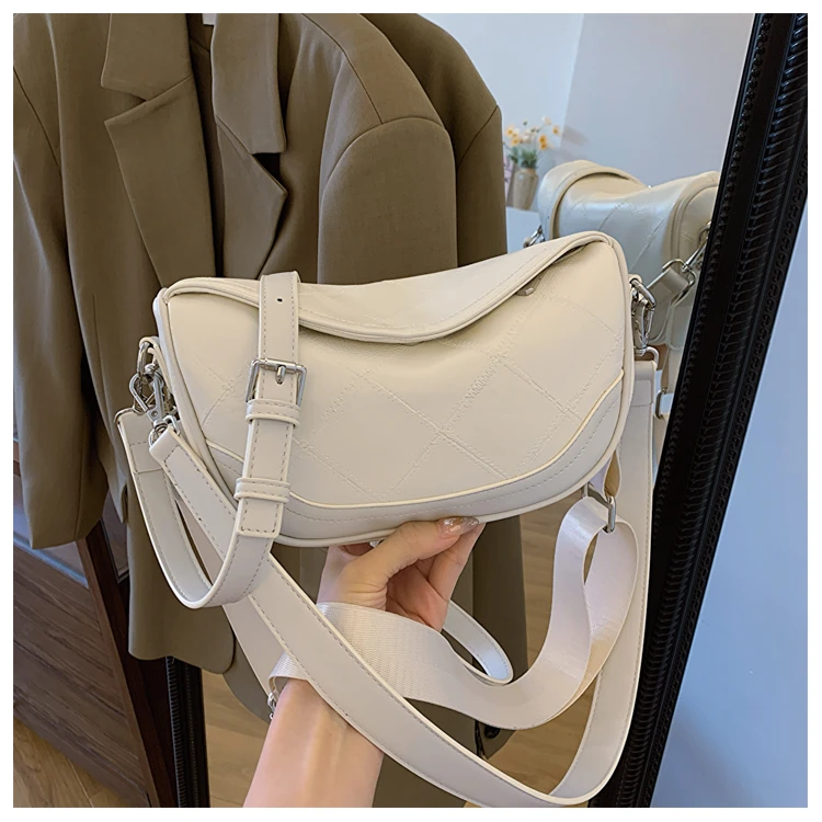 流行百搭ins时尚韩版高级感单肩枕头包休闲女士小众洋气斜挎包