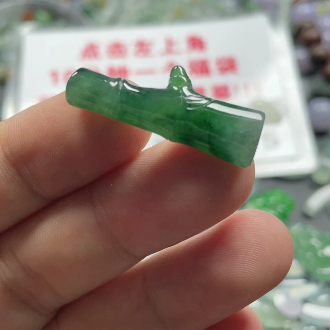 【闪购商品】翡翠颈饰未镶嵌翡翠