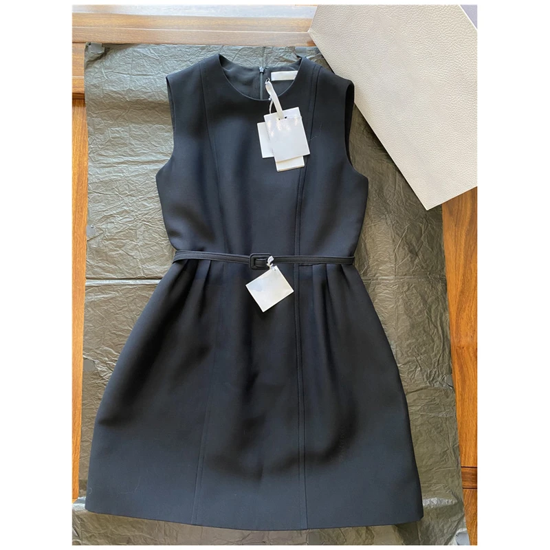 欧洲站A型夏季站夏小众感法式轻奢名媛气质收腰显瘦无袖连衣裙