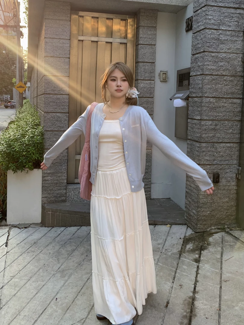 【清清no退换】宅宅athome//白茶无事～好韩好显瘦的长款蛋糕裙