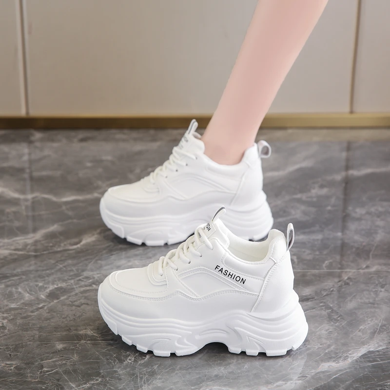 女士增高鞋8CM小个子休闲鞋2024爆款老爹鞋百搭厚底皮面运动鞋
