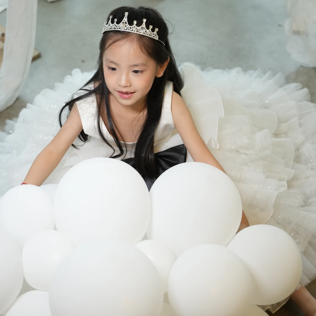 当空高端公主裙花童蓬蓬纱宴会婚礼气质白色宝宝高能感童装演出服