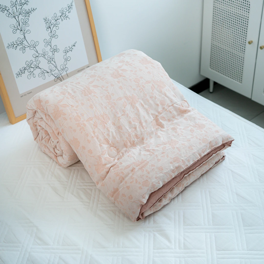 【京かわ会社】伊丽莎白驼绒被200*230cm 罗汉果-粉