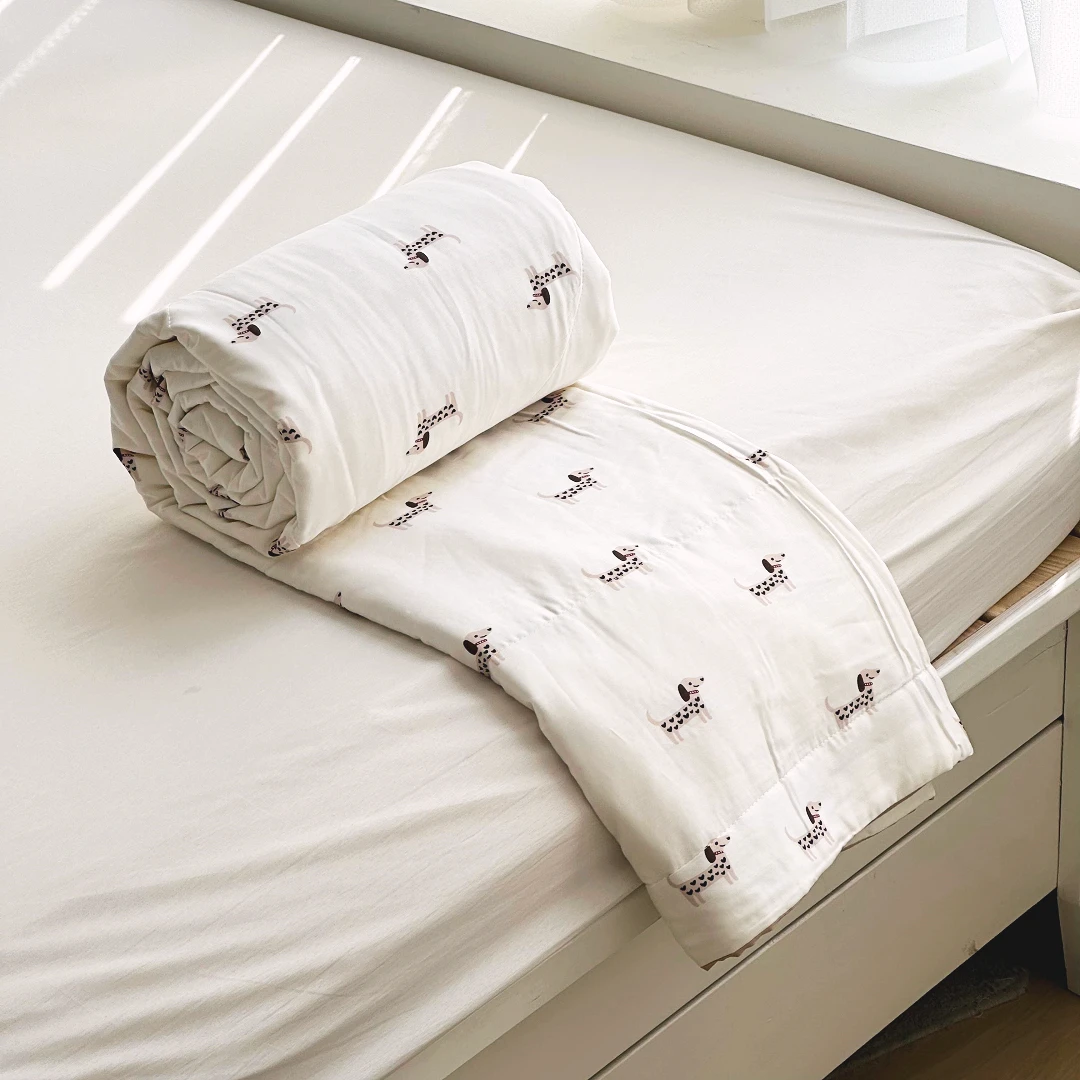 专享【京かわ会社】莱赛尔天丝夏被  斑点项圈狗