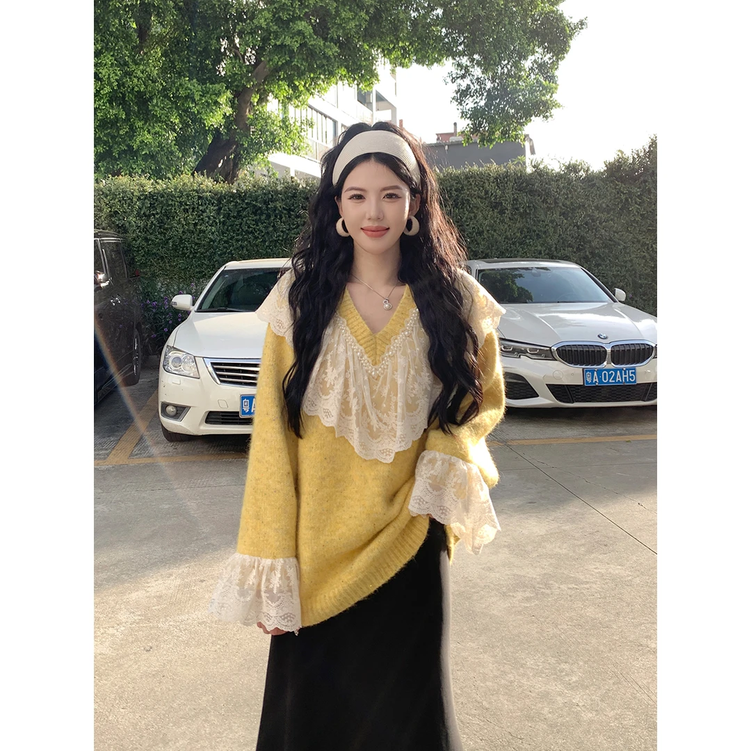 【山茶雾语】多多2024秋冬新款加厚V领蕾丝领口假两件拼接撞色毛衣