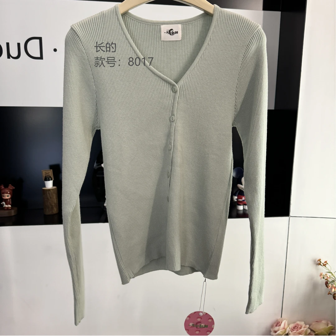 韩单/纯色坑条料子V领针织开衫（有长短区分）