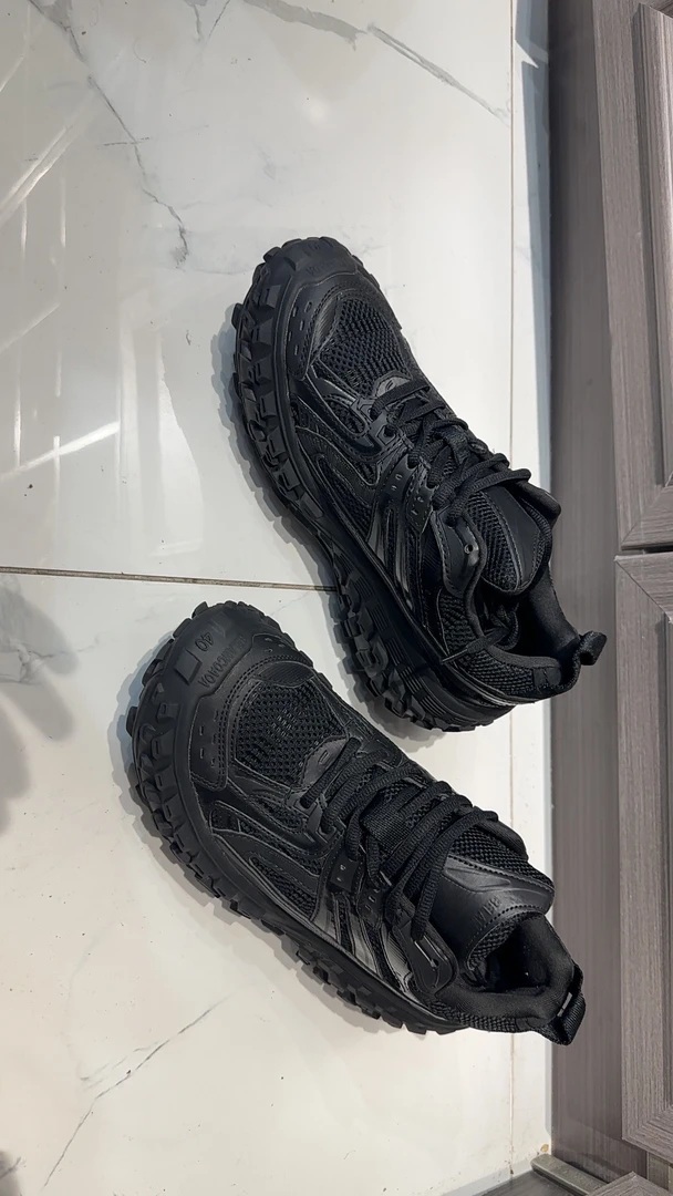 （拉萨发货 邮政包邮）男士轮胎鞋潮流时尚厚底