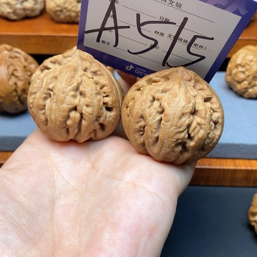 【闪购商品】文玩核桃把件雷****3a515