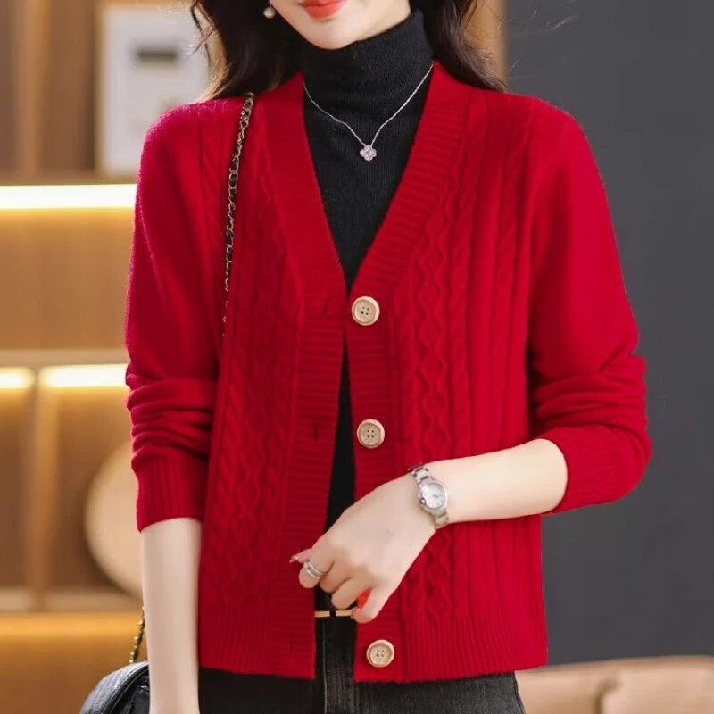 2025年春秋新款针织开衫女短款宽松小个子外搭麻花毛衣外套