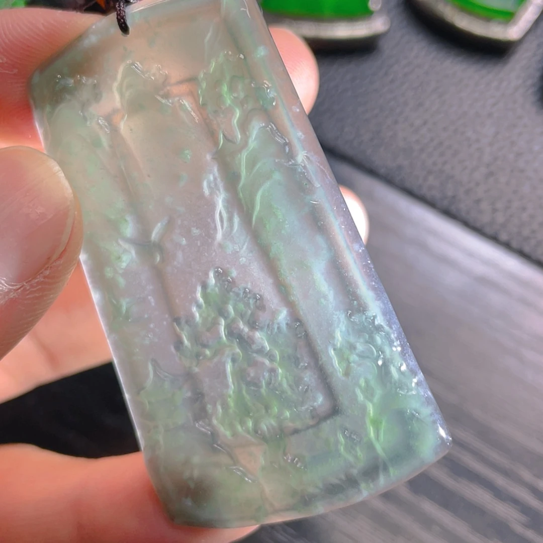 【闪购商品】翡翠颈饰未镶嵌3