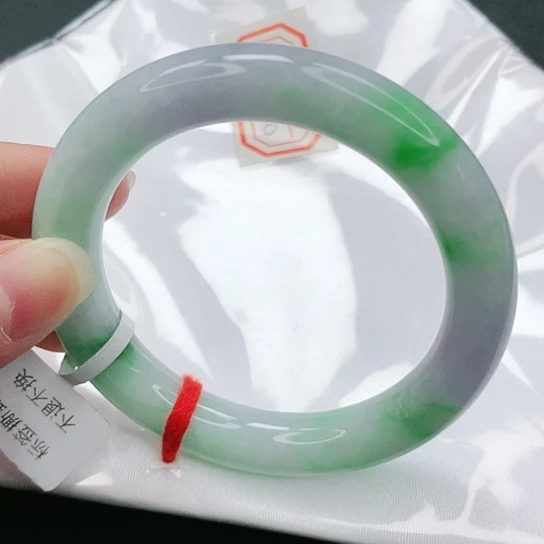 翡翠手镯未镶嵌缅甸天然A货翡翠