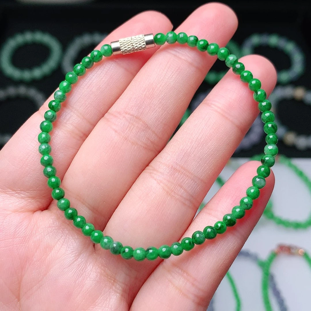 翡翠手链未镶嵌翡翠