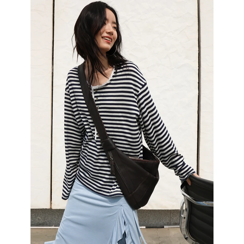 宽松随性条纹 精致花边亨利领羊毛针织长袖T恤