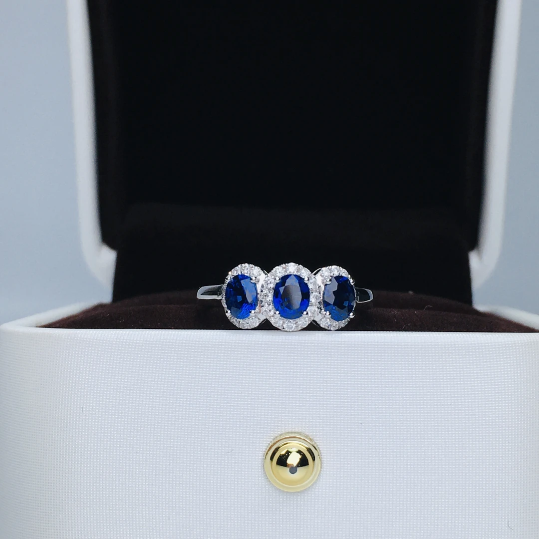 【朱朱珠宝】18k白蓝宝石戒指