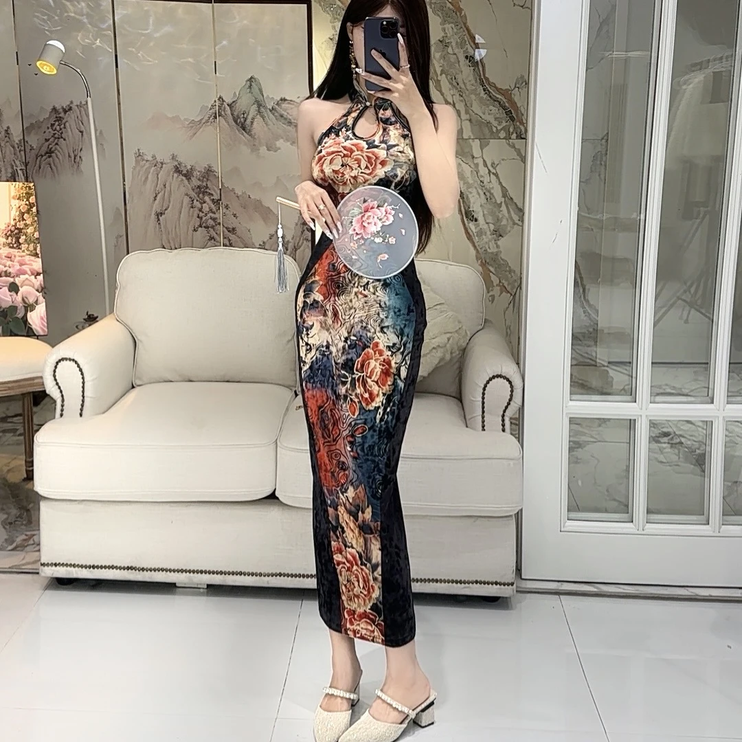 气质女人味轻奢立领无袖定位花花色印花显瘦时尚百搭后开衩连衣裙