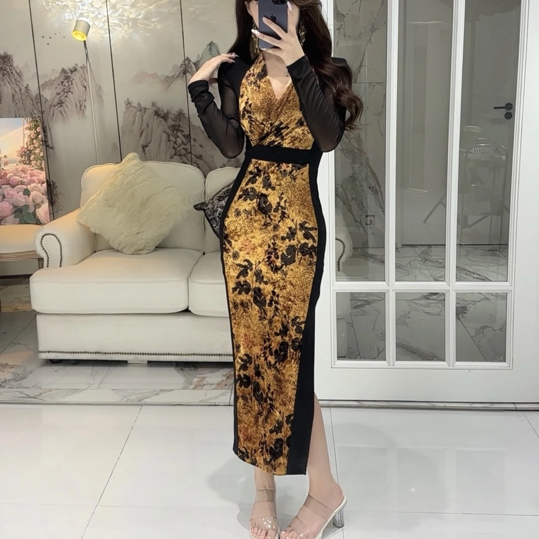 气质女人味轻奢V领长袖拼接花色印花显瘦修身包身百搭开衩连衣裙