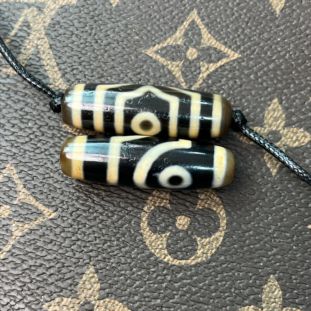 一代老台湾天缘通货宝盖三眼如意二眼玛瑙珠有玛瑙纹水线随机发