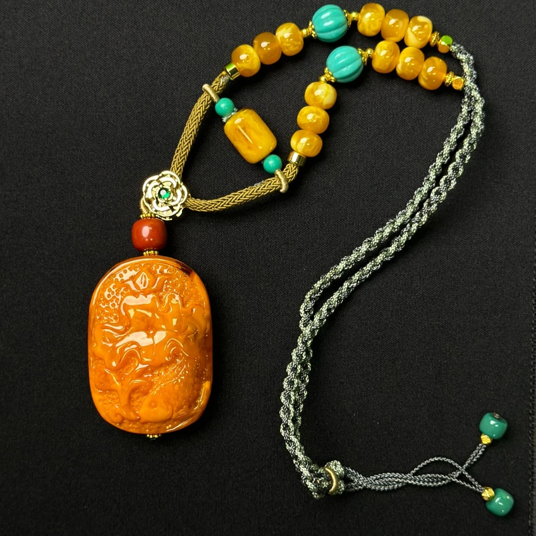 【杰少优选】B88018-古董老蜜蜡年年有鱼(多样性发其一）-约55x43mm