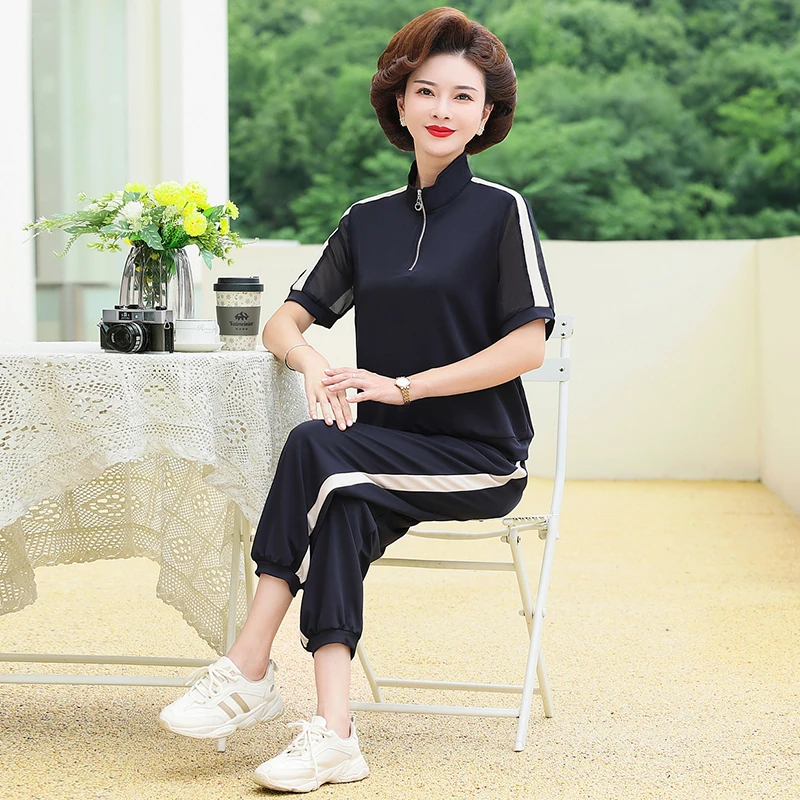 妈妈夏季短袖T恤衫时尚洋气休闲运动服女夏装中年减龄两件套装