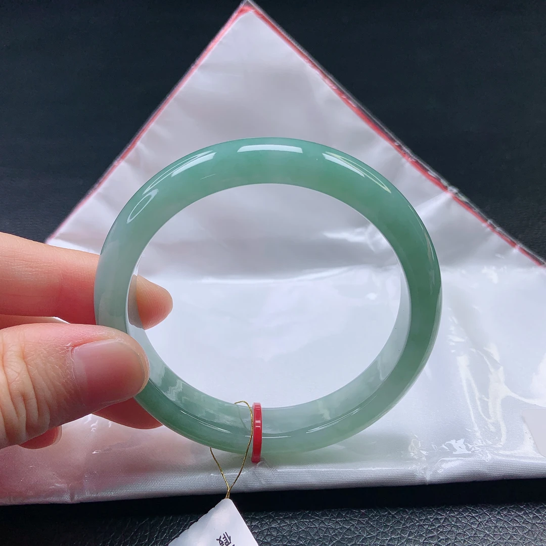 57➕圈冰种胶润翡翠宽边手镯缅甸天然a货高贵经典平安镯