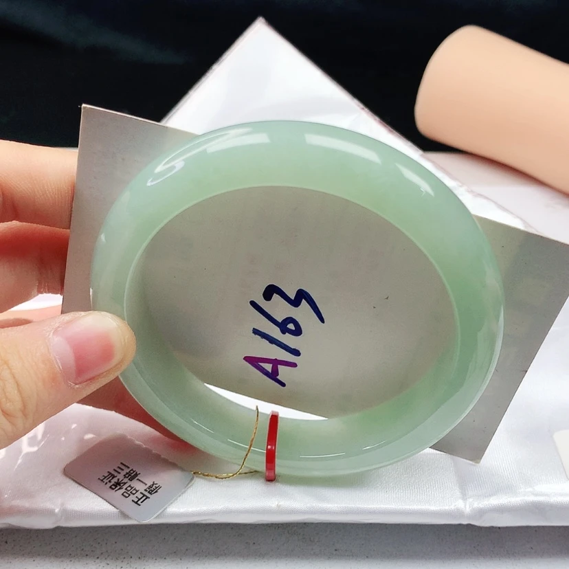 【闪购商品】翡翠手镯未镶嵌天然缅甸a货手镯58+