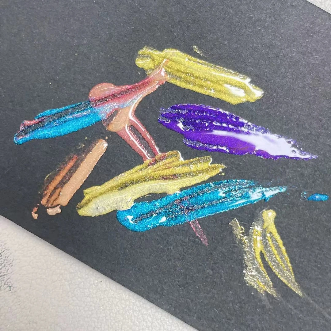 美甲超细点缀勾边镜面【霓虹粉】