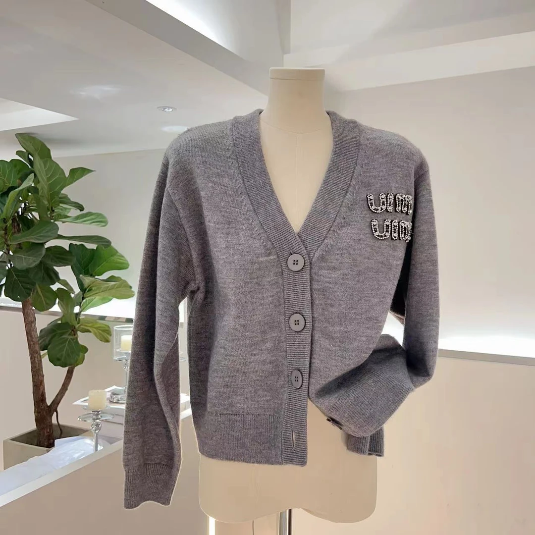 【高版本】徽标饰百搭针织开衫 G081